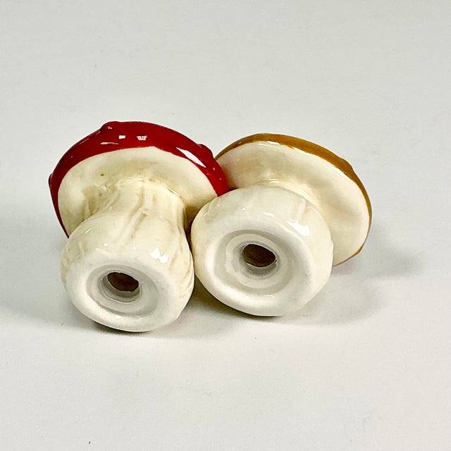 1940s Vintage Boho Chic Hollywood Regency Mushroom Salt & Pepper Shakers - A Pair For Sale - Image 11 of 11