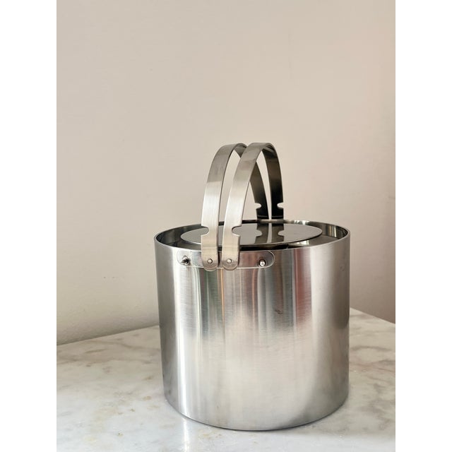 Vintage Cylinda Line Ice Bucket in Stainless Steel by Arne Jacobsen for Stelton, Denmark, 1967 For Sale - Image 14 of 14