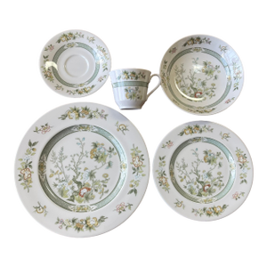 1970s Royal Doulton Tonkin China Place Setting- 5 Pieces