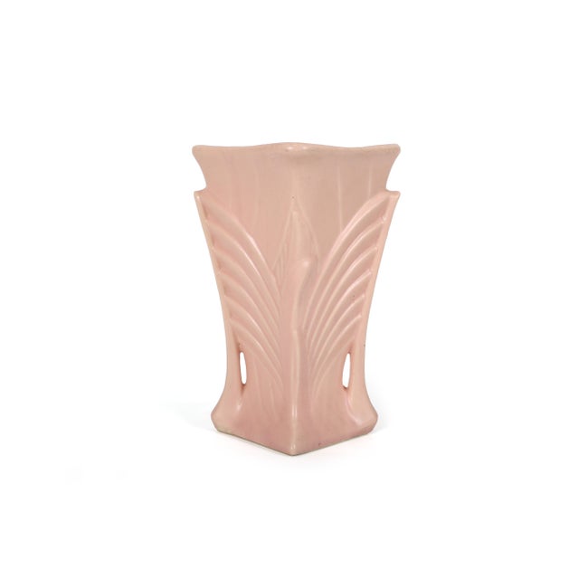 Art Deco Set of 5 Vintage McCoy Vases in a Pink Matt Glaze For Sale - Image 3 of 18