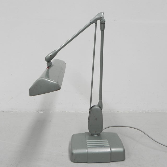 Model 2324 Floating Fixture Desk Lamp from Dazor, 1950s For Sale - Image 4 of 18