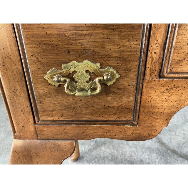 Late 20th Century Davis Cabinet Company Solid Mahogany Console Table For Sale - Image 9 of 10