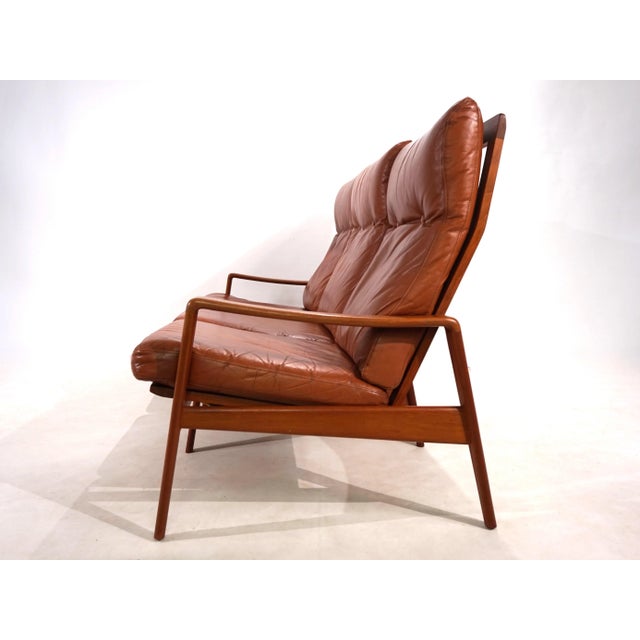 Comfort 3-Seater Sofa in Leather by Arne Wahl Iversen, 1960s For Sale - Image 11 of 18