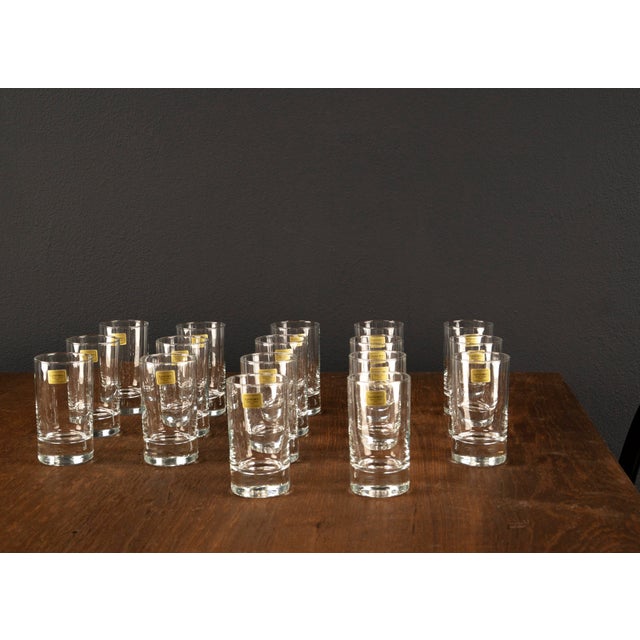Vintage Longdrink Glasses by Luminarc, 1970s, Set of 17 For Sale - Image 4 of 16