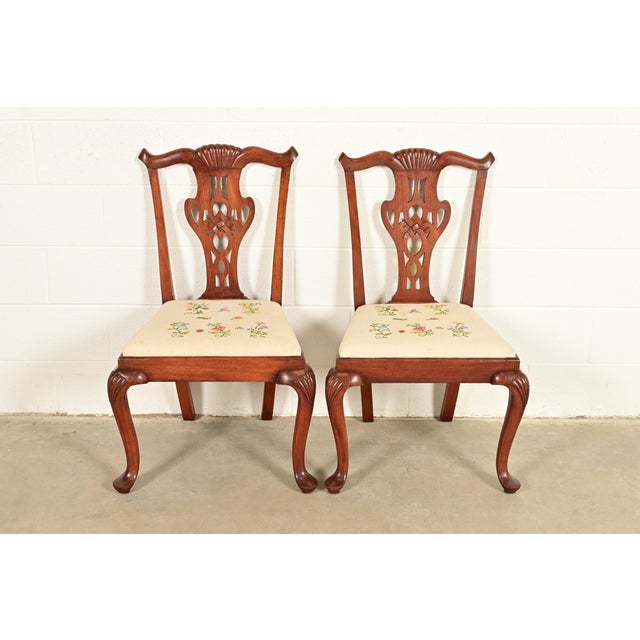 Baker Furniture Style Georgian Carved Mahogany Side Chairs or Dining Chairs, Pair For Sale - Image 13 of 13
