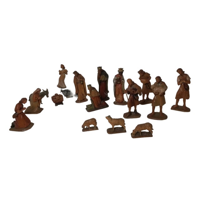 Wooden Nativity Scene by Karl Kuolt for Anri Val Gardena, Italy, 1950s, Set of 17, Set of 17 For Sale
