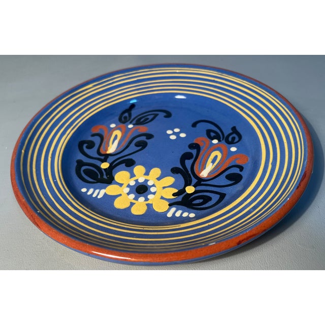 Talvera Mexican Plate Tulips & Daisy Majolica Pottery Signed C Hand Painted For Sale - Image 4 of 4
