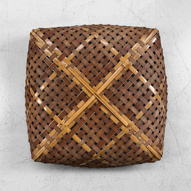 Brown Shōwa Japanese Bamboo Baskets, 1950 For Sale - Image 8 of 10