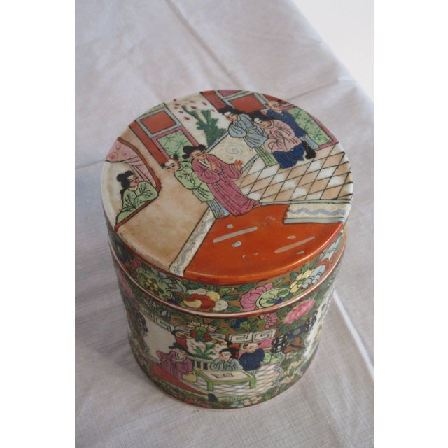 1930s Asian Cover Jars With People Motif - a Pair For Sale In New York - Image 6 of 8
