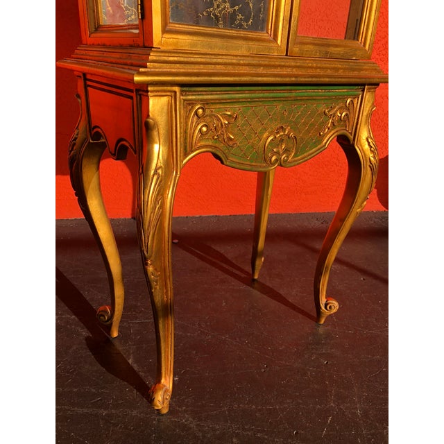 Mid 20th Century Hollywood Regency Vitrine For Sale - Image 5 of 9