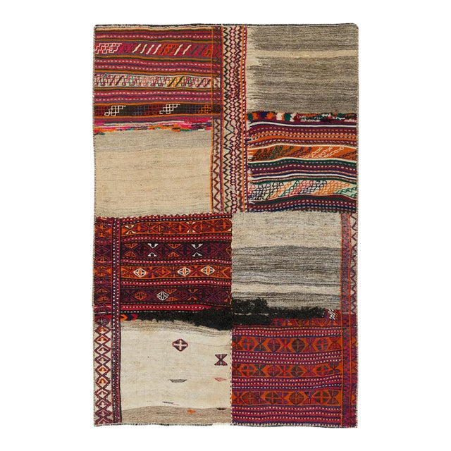 Galerie Shabab Collection Mid-20th Century Persian Flatweave Kilim Rug For Sale
