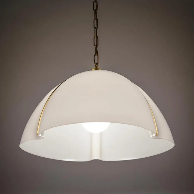 Large White Plastic and Brass Pendant Lamp by Siva Poggibonsi for Arcobaleno, Italy, 1960s For Sale - Image 4 of 11