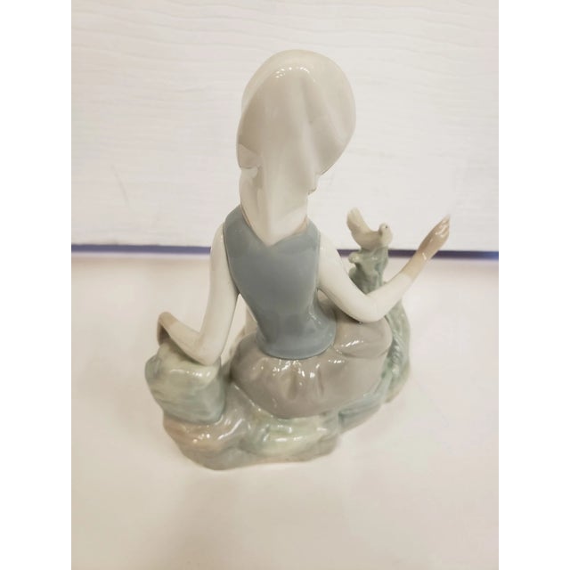 1970s Vintage Lladro Shepardess Girl Sitting With Dove Porcelain Figurine For Sale - Image 5 of 9