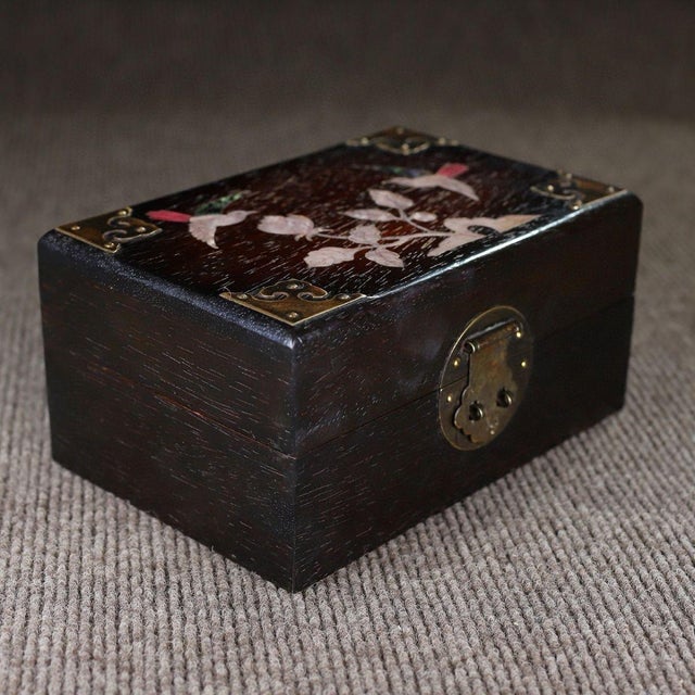 Traditional Vintage Sandalwood Jewelry Box With Mother-of-Pearl Bird & Floral Inlay For Sale - Image 3 of 9