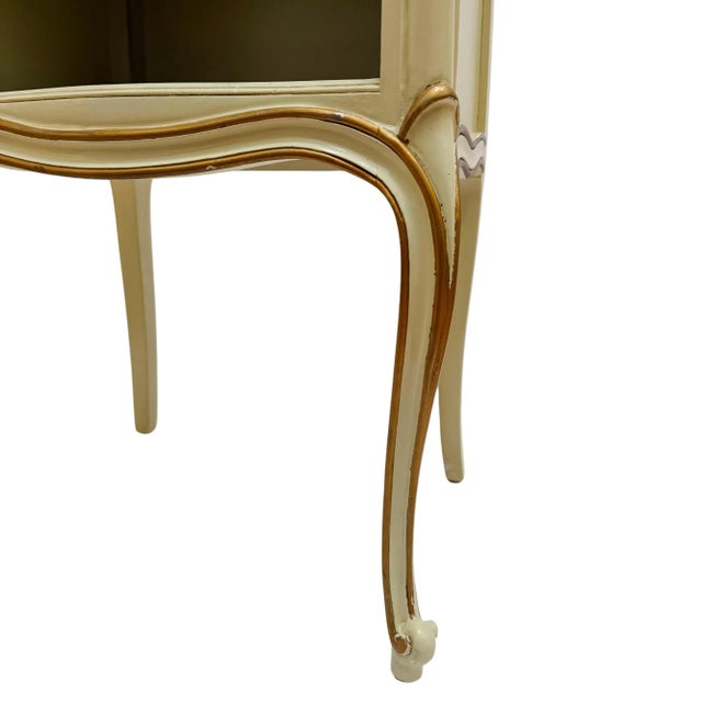 Mid-20th Century Drexel Touraine French Provincial Louis XV Style Crème Peinte Nightstands - A Pair For Sale - Image 11 of 18