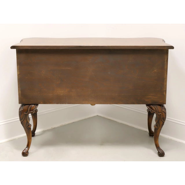 Francesco Molon for Giemme Burl Walnut Italian Serpentine Commode Chest For Sale - Image 4 of 11
