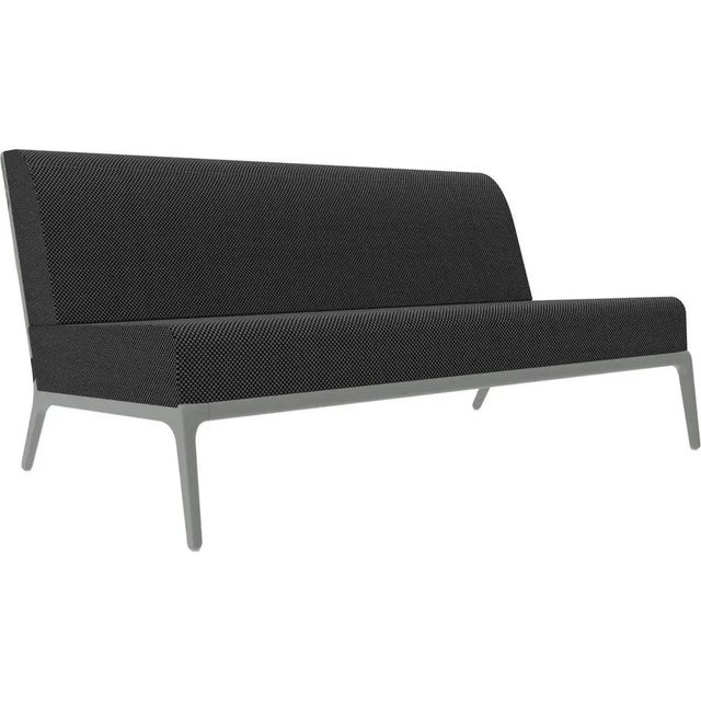 Xaloc central 160 silver modular sofa by mowee dimensions: d100 x w160 x h81 cm (seat height 42cm) material: aluminium,...