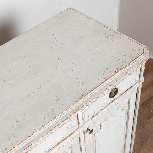 19th Century Swedish Gray Painted Gustavian Pine Sideboard Buffet For Sale - Image 6 of 13