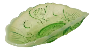 Jefferson Glass Green Opalescent Jewel And Fan Banana Boat