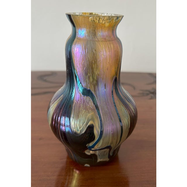 Central European manufacture - Art Nouveau iridescent glass vase Etched and iridescent glass vase with a straw yellow...