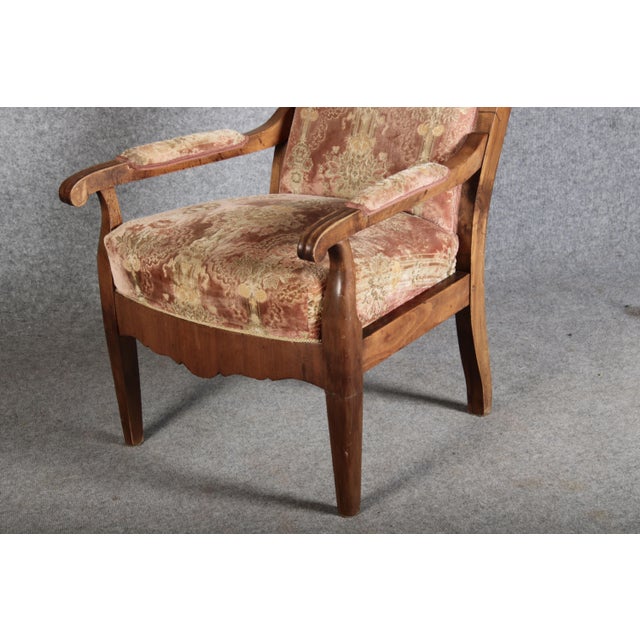 Antique Biedermeier Armchair in Walnut, 19th Century For Sale - Image 6 of 18