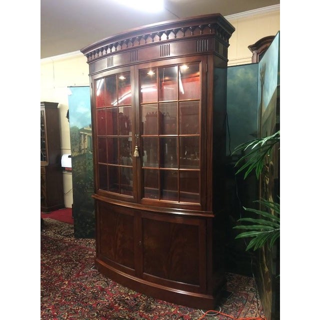 Vintage Hickory Chair China Cabinet, Winterthur Collection For Sale - Image 10 of 13