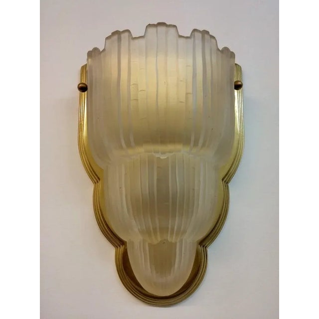 Mid 20th Century Single French Art Deco Waterfall Wall Sconce Signed by Sabino For Sale - Image 5 of 5