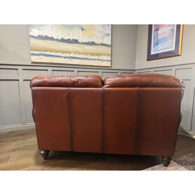 2000 - 2009 Natuzzi Maturità Italian Cognac Top Grain Leather Loveseat – Made in Italy For Sale - Image 5 of 11