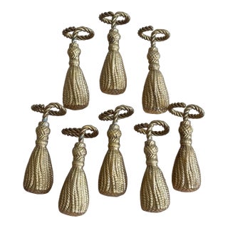 Mid 20th Century Brass Tassel Napkin Rings – Hollywood Regency Style- Set of 8 For Sale