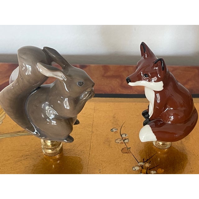 1970s Two Cute Squirrel and Fox Figurines Lamp Finials For Sale - Image 4 of 4