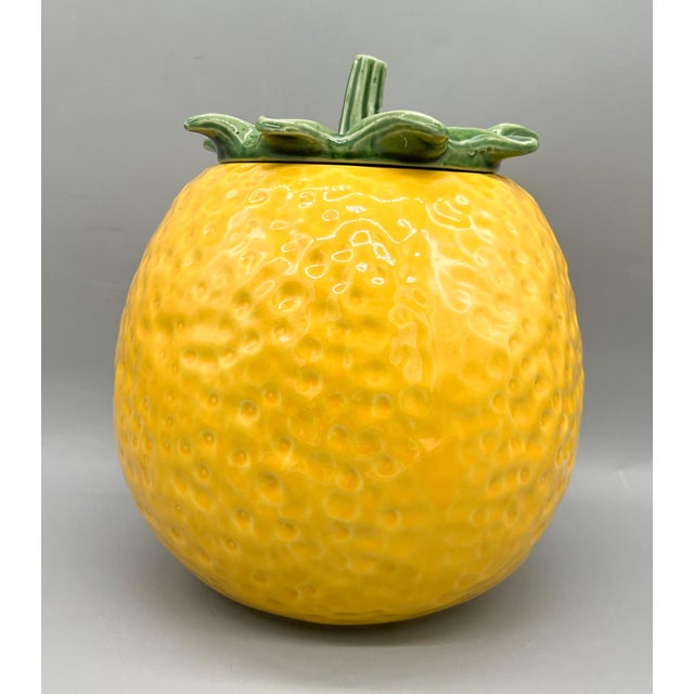 Mid-Century Modern Vintage McCoy Lemon Ceramic Jar With Leaf Lid – Mid-Century Kitchen Decor / Whimsical Farmhouse / Country Cottage For Sale - Image 3 of 12