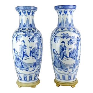 Pair of Late 19th Century Very Large Blue and White Chinese Procession Vases For Sale