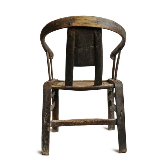 Early 20th Century Antique Old Chinese Elm Horseshoe Chair For Sale - Image 5 of 6