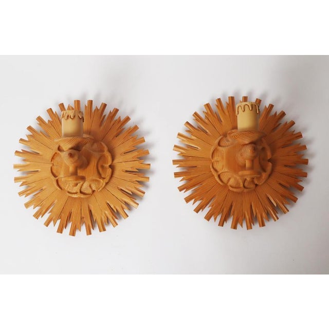 Hand-Crafted Pine Wood Starburst Sun Wall Lamps, Italy, 1980s, Set of 2 For Sale - Image 16 of 18
