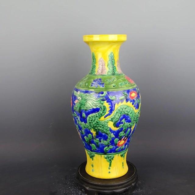 Chinese Vintage Ceramic Vase,Ming Dynasty Yongle Marked Yellow Ground Famille Verte Porcelain Fish Tail Vase With Dragon Phoenix Relief For Sale In Seattle - Image 6 of 7