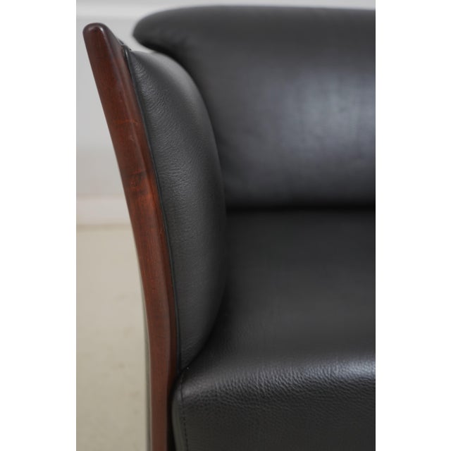 Jaguar Modern Design Leather Club Chair For Sale - Image 10 of 18
