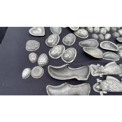 Antique Metal Chocolate Molds, 1900s, Set of 129 For Sale - Image 13 of 18