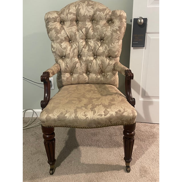 Traditional Pair of Vintage Tufted Dining Armchairs in Gold Jacquard Attributed to Henredon For Sale - Image 3 of 4
