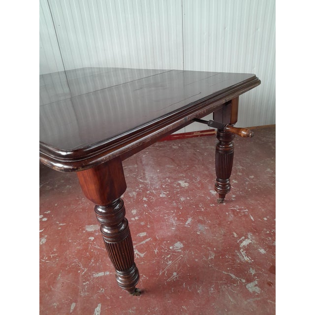 British Victorian Maple Leaf Wood on Oak Extending Dining Table, 1840s-1890s For Sale - Image 11 of 18