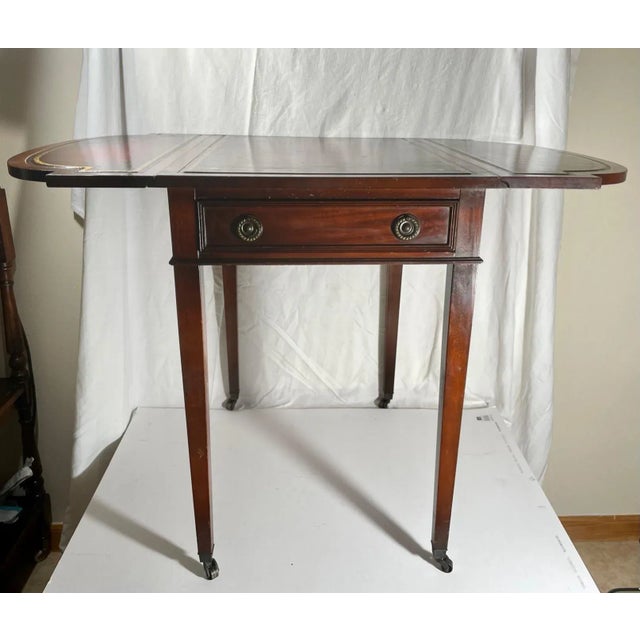 Vintage Mahogany Pembroke Table, Gordon’s Fine Furniture, Inc. For Sale In West Palm - Image 6 of 13