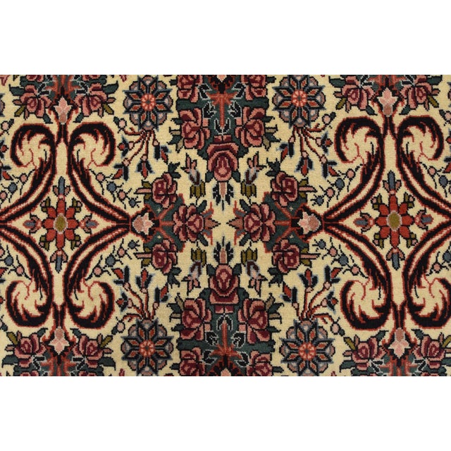 Bidjar Rug 6’11” X 10’1” Ivory Wool Vintage Traditional Hand-Knotted Carpet For Sale - Image 11 of 15