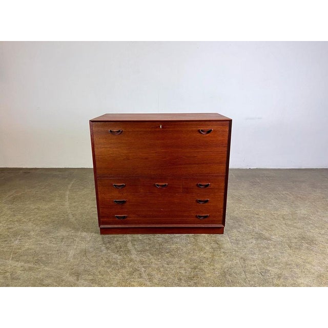 Søborg Møbelfabrik Mid-Century Secretay in Teak by Peter Hvidt & Orla Mølgaard-Nielsen for Søborg Møbelfabrik, 1960s For Sale - Image 4 of 16