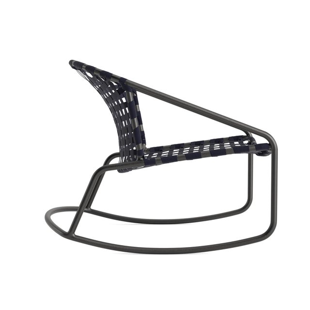 Contemporary Brown Jordan Kantan Aluminum Suncloth Motion Lounge Chair, Textured Pewter frame with Marine fabric For Sale - Image 3 of 11