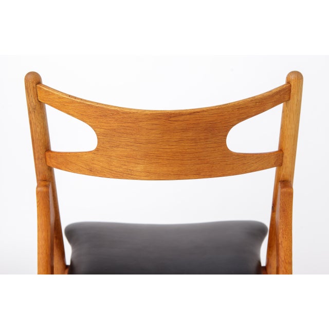 Beige Danish Oak CH29 Sawbuck Chair by Hans J. Wegner for Carl Hansen & Son, 1960s For Sale - Image 8 of 10