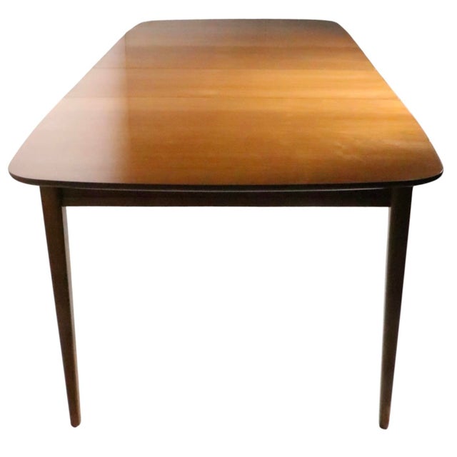 Mid Century Medalist Dining Table by Drexel C. 1960’s For Sale In New York - Image 6 of 15