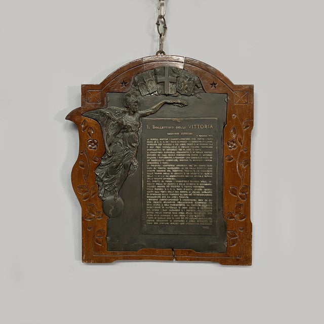 Italian art deco victory bulletin, 1918 Italian commemorative plaque dating from the post-world war I period, mounted on a...