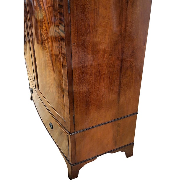 Early 20th Century Irish Flame Mahogany Bow Front Armoire in the Style of Robert Strahan & Co. For Sale - Image 9 of 13