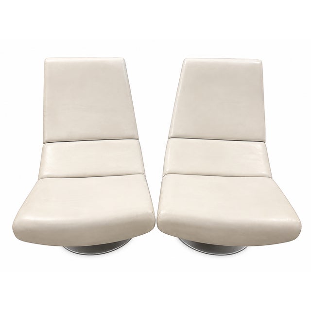 Mid Century Swivel Lounge Chair Set For Sale In Las Vegas - Image 6 of 8