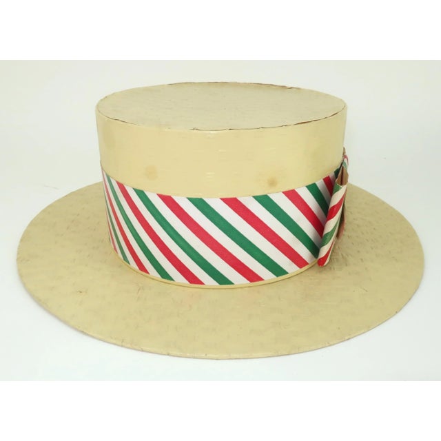 1940s Novelty Loft Hat Box Candy Container, 1940's For Sale - Image 5 of 12