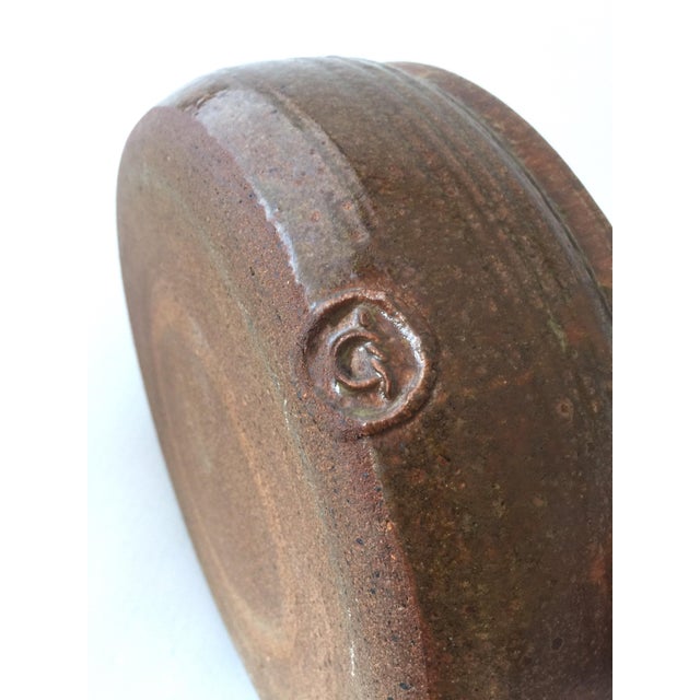 Vintage Studio Pottery Dutch Oven Soup Tureen with Face Handle For Sale In Portland, ME - Image 6 of 13